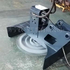 挖機(jī)碎枝刀頭